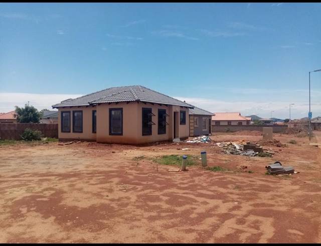 3 BEDROOM HOUSE FOR SALE IN SALFIN
